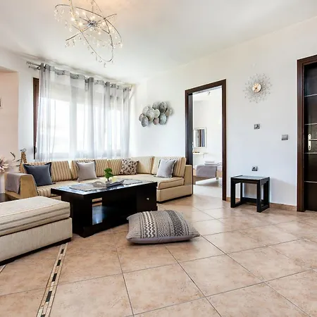 Aura House Appartement *