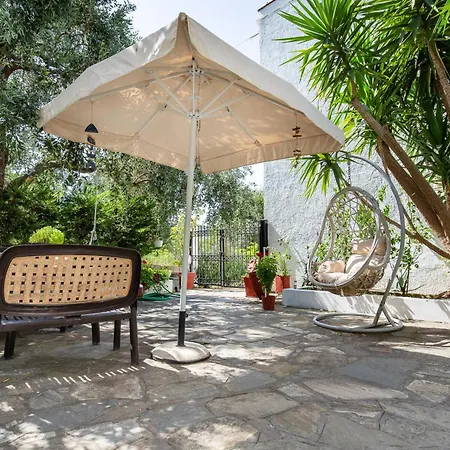 Apartman Aura House