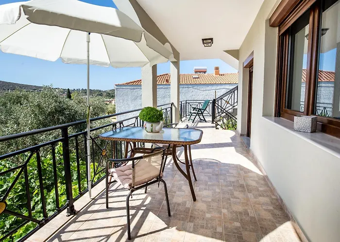 Apartament Aura House