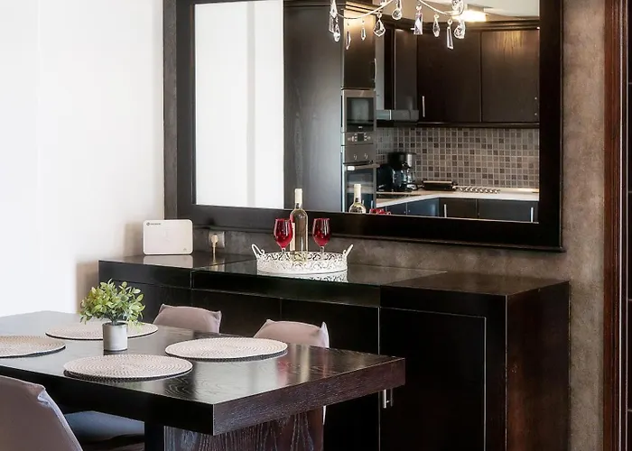 Aura House Apartament *