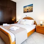 شقة Aura House