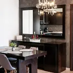 Aura House شقة *