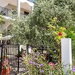 شقة Aura House *